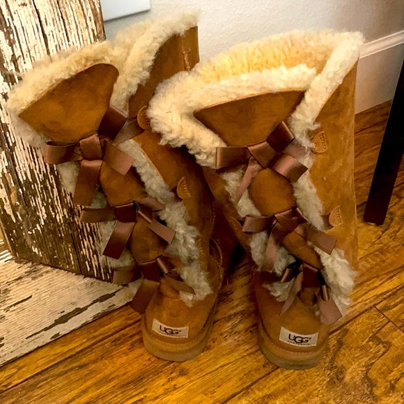 UGG Shoes - Ugg boots with bows size 9